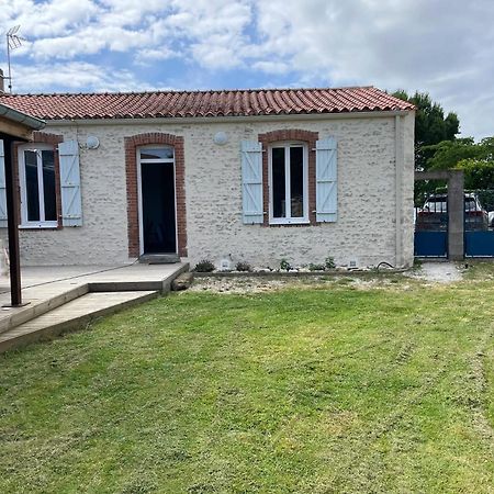 Maison Confortable A Jard-Sur-Mer Avec Grand Jardin Cloture ภายนอก รูปภาพ